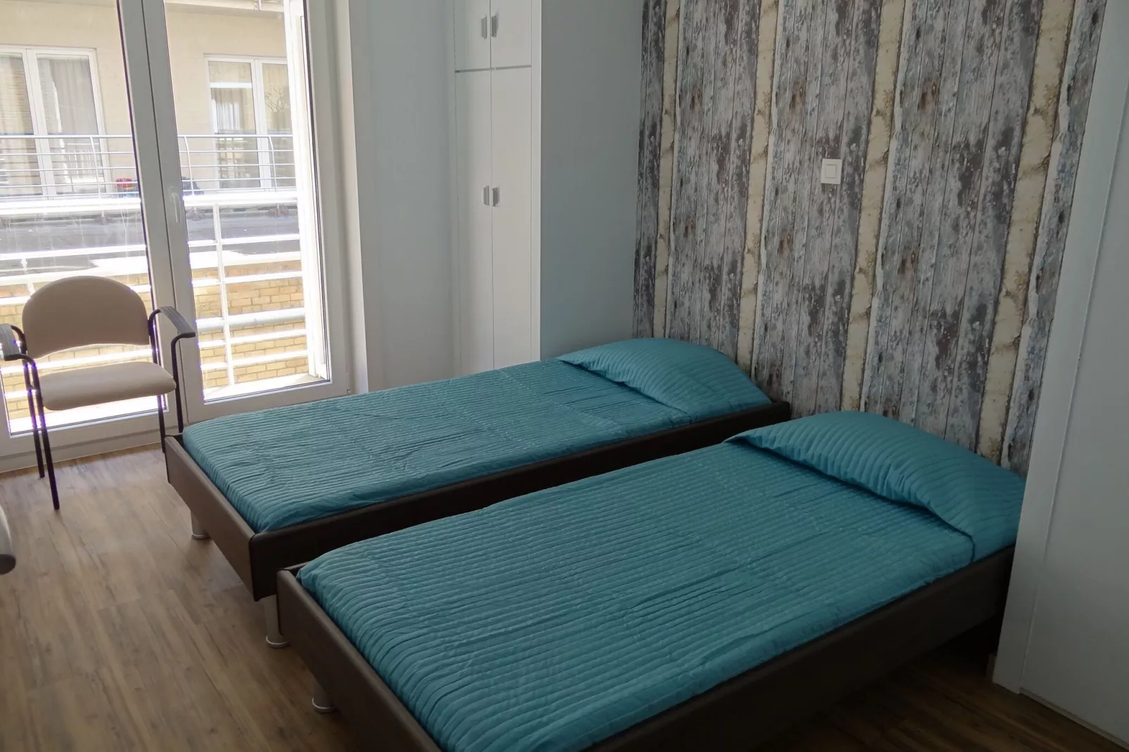 VELASQUEZ 103-Bedroom