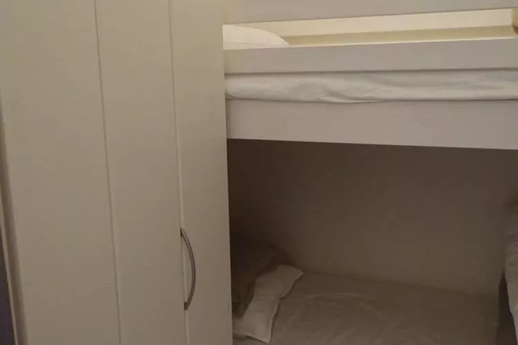 GAUDI 504-Bedroom