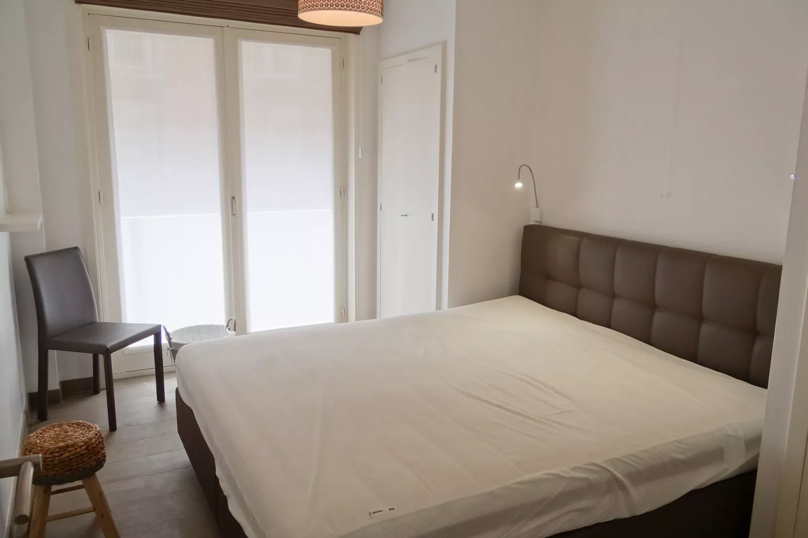 YPERLEE 102-Bedroom