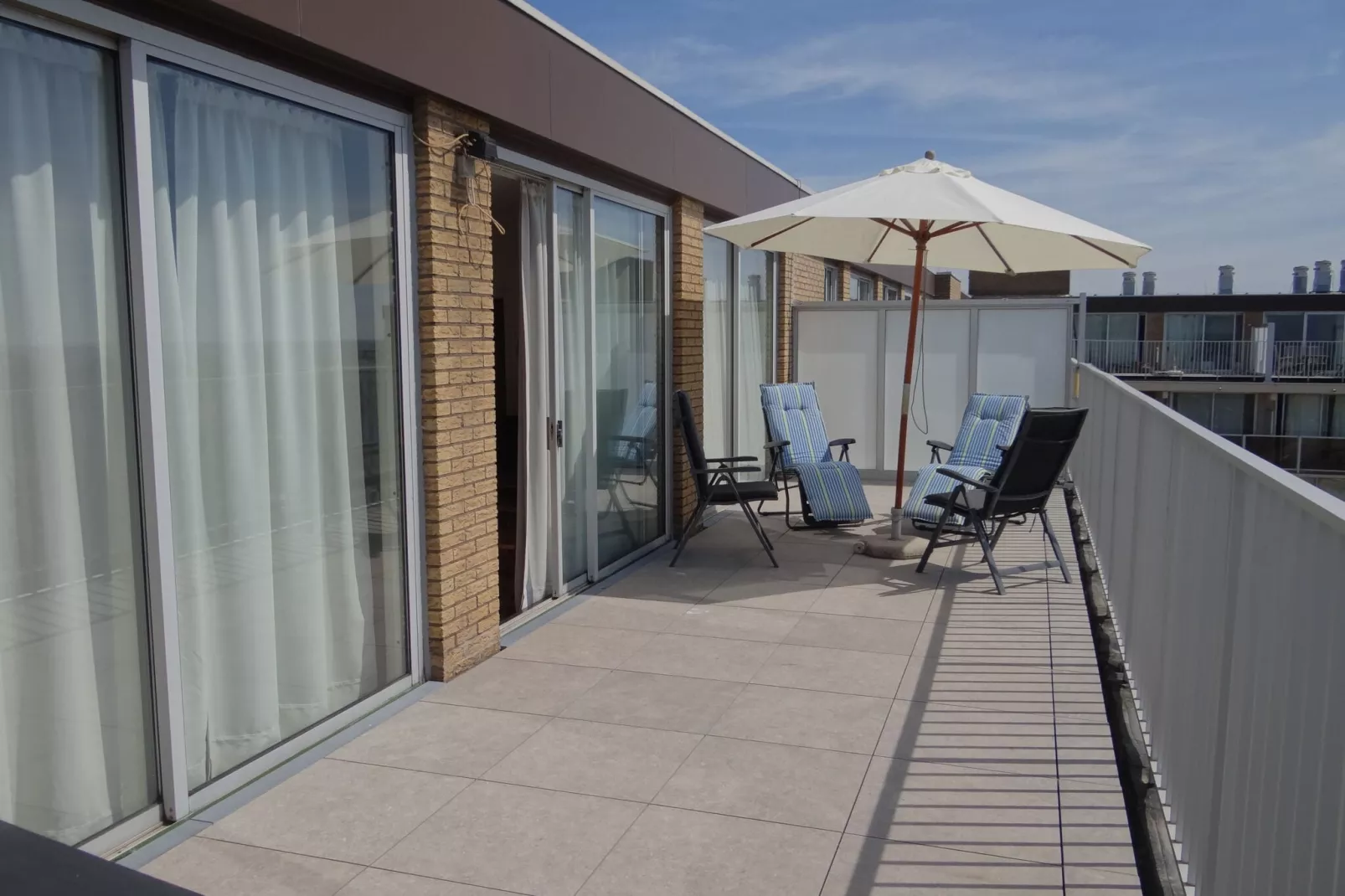 SANTHOOFT B/1002-Terrace balcony