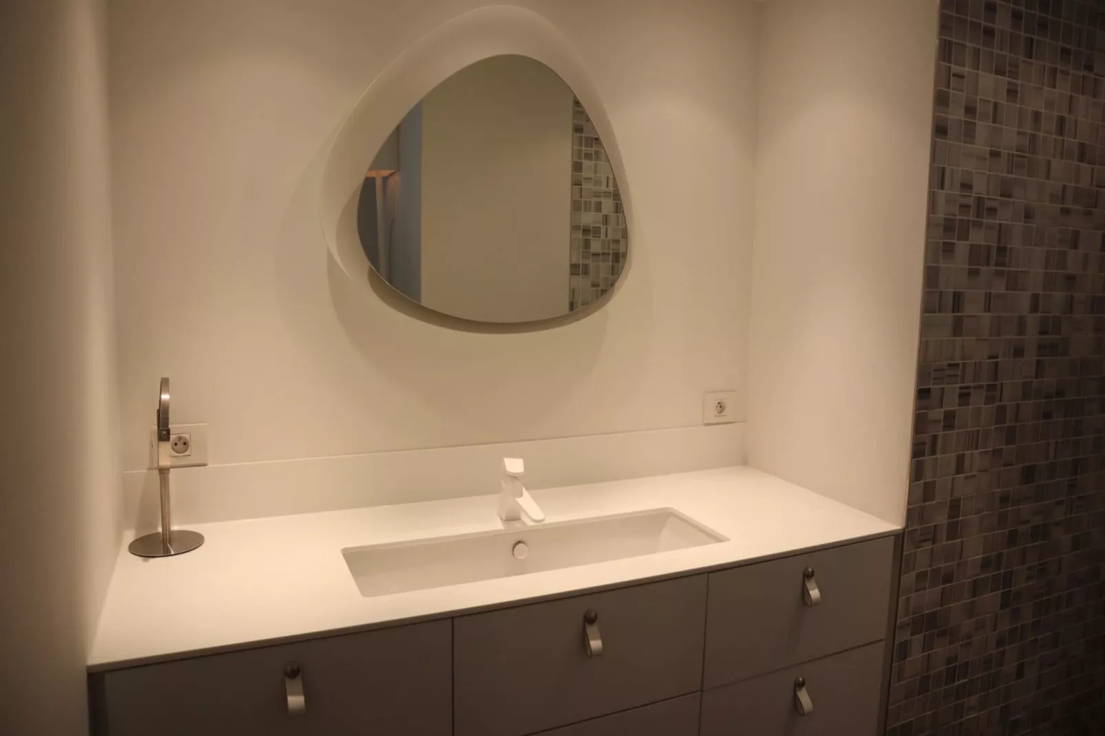 SCORPIO BI 201-Bathroom