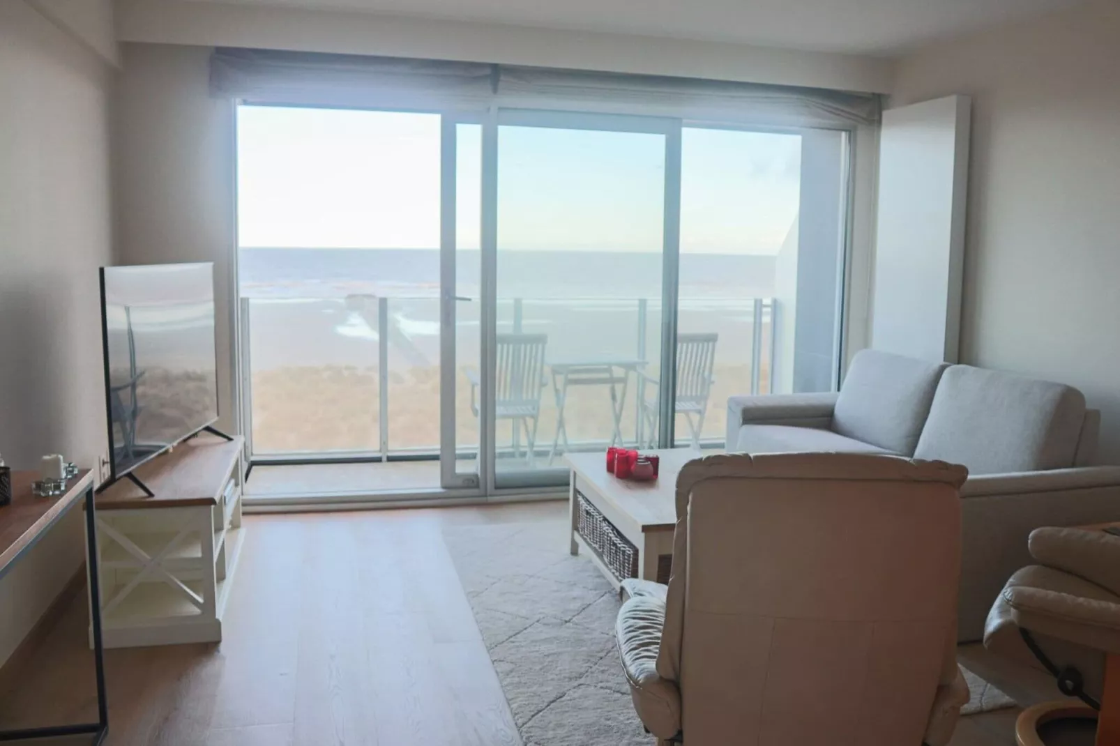 T'ZAND 402-Living room