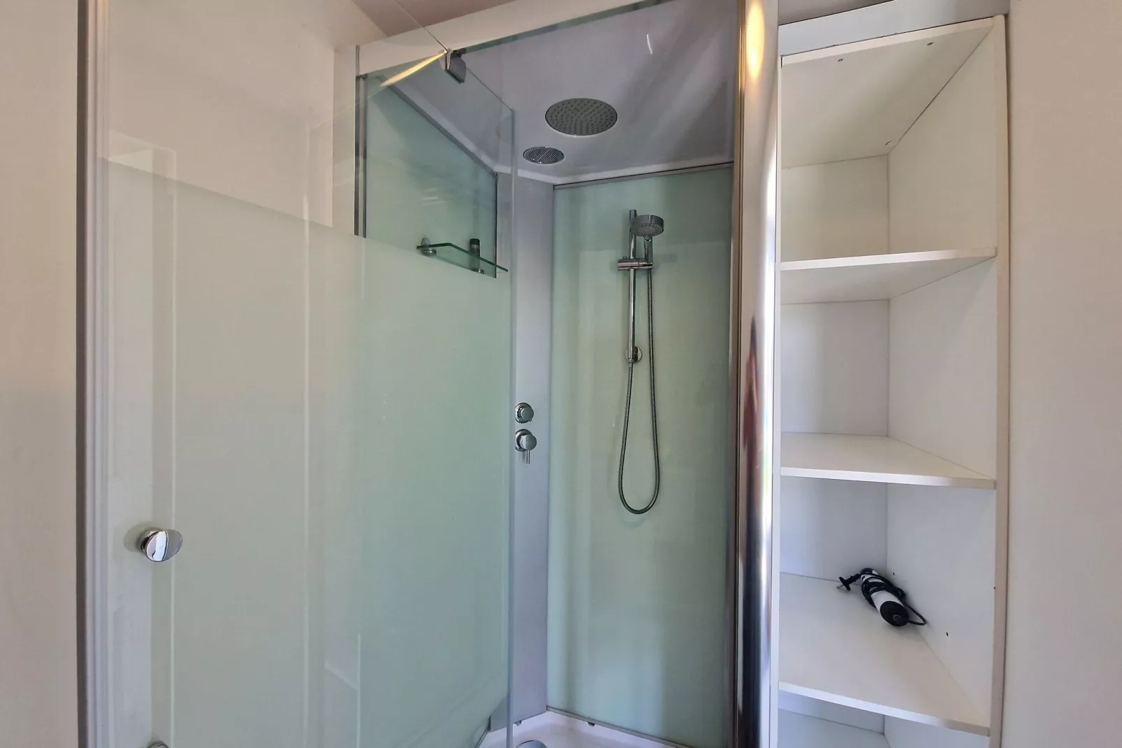 Maison 2 chambres 2 salles de bains Saint-Alban-Bathroom