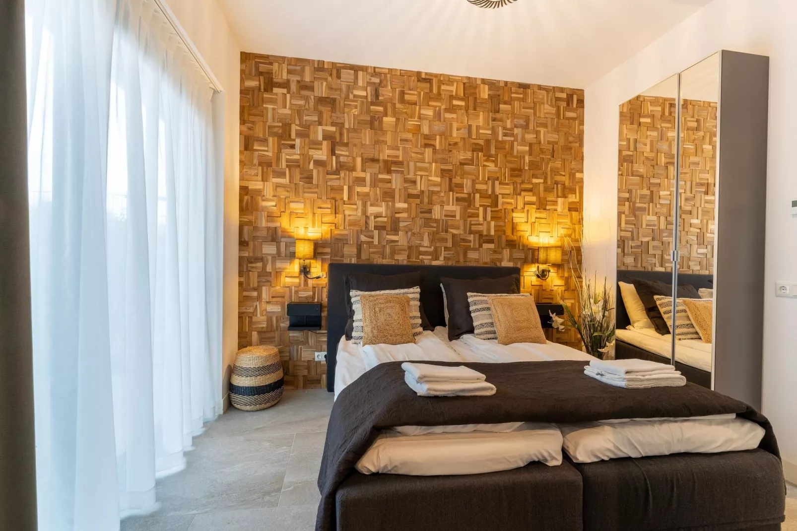 Casa Reyes al Lago 560-Bedroom