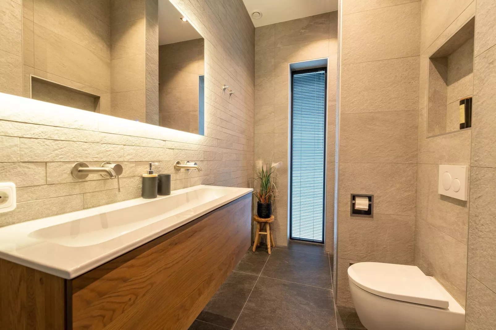 Casa Reyes al Lago 560-Bathroom