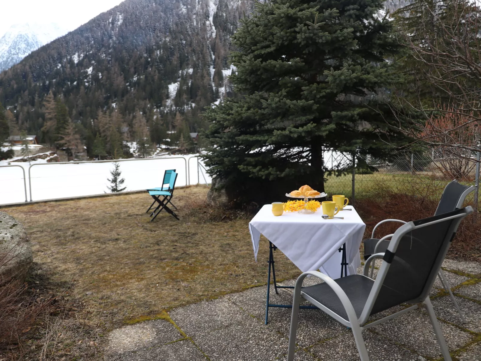 Alpes et Lac 2-Outside