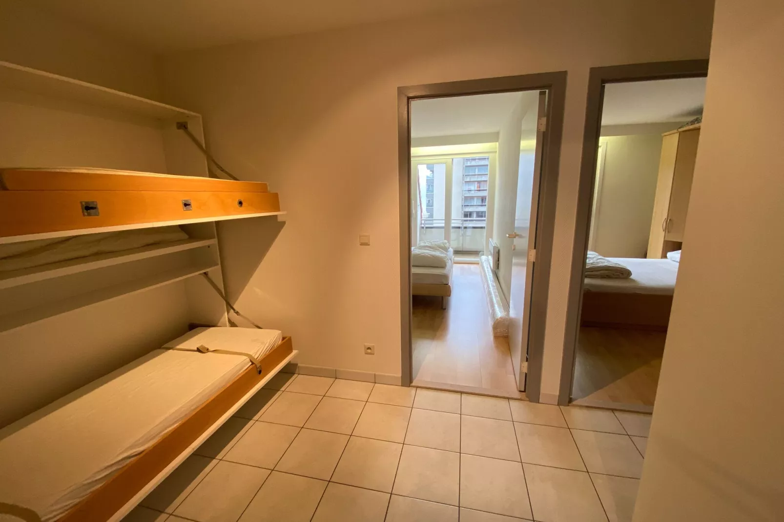 DUINENVELD 4B 166/0503GAR-Bedroom