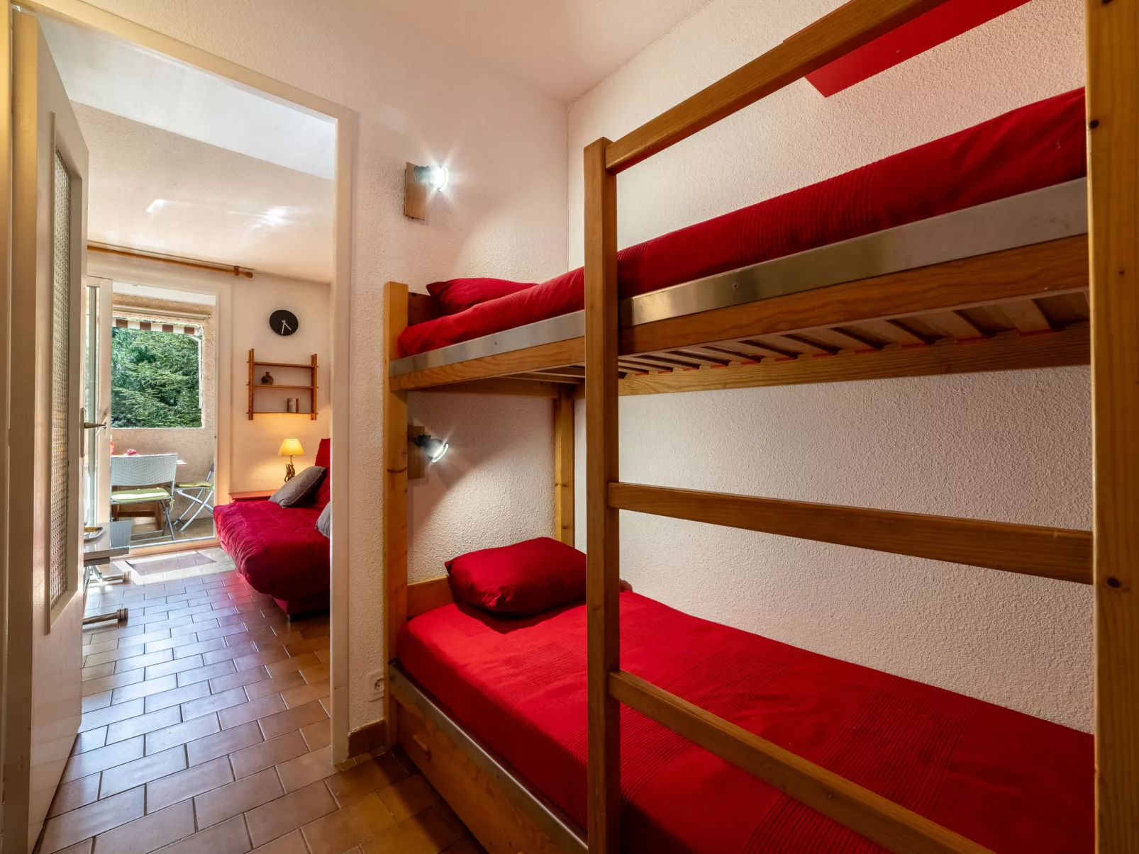 Hauts de la Madrague-Inside