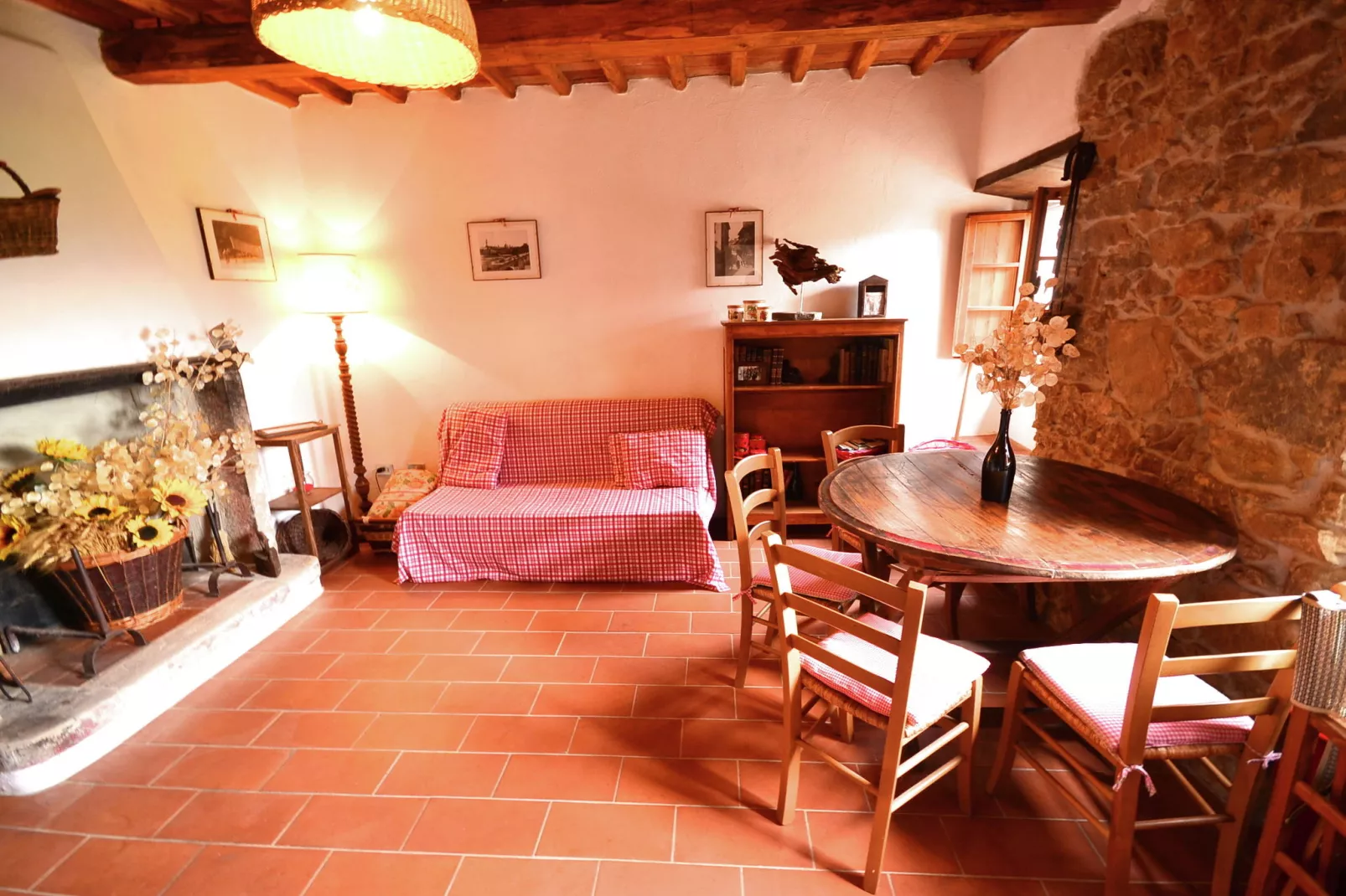 Olivi Rosso-Living room