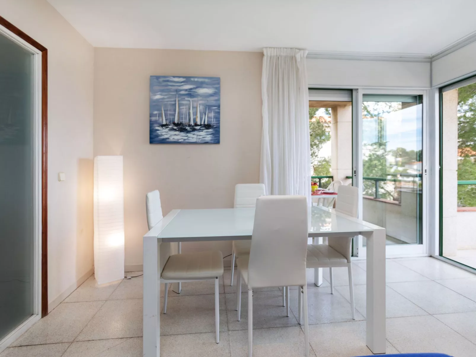 Mediterrani-Inside