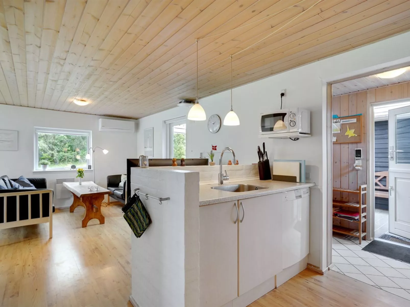 "Hildulf" - 2km from the sea-Inside