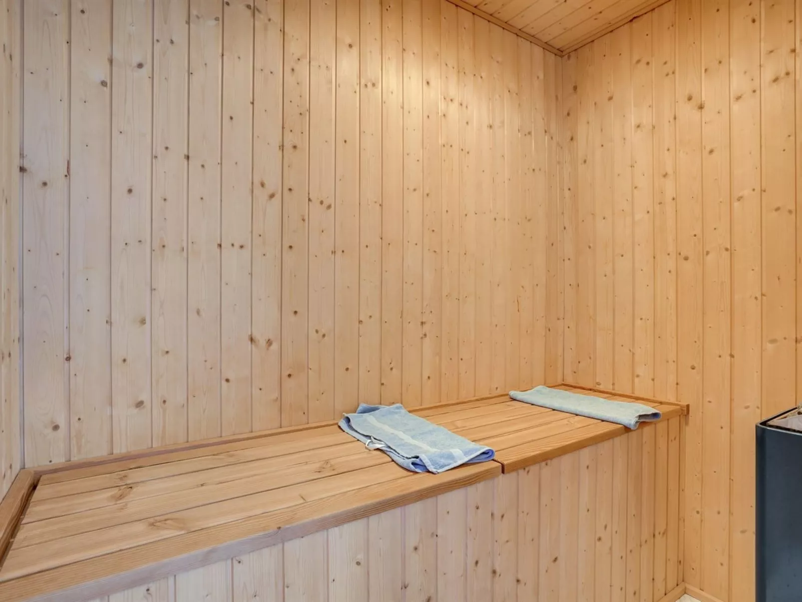 "Hildulf" - 2km from the sea-Inside