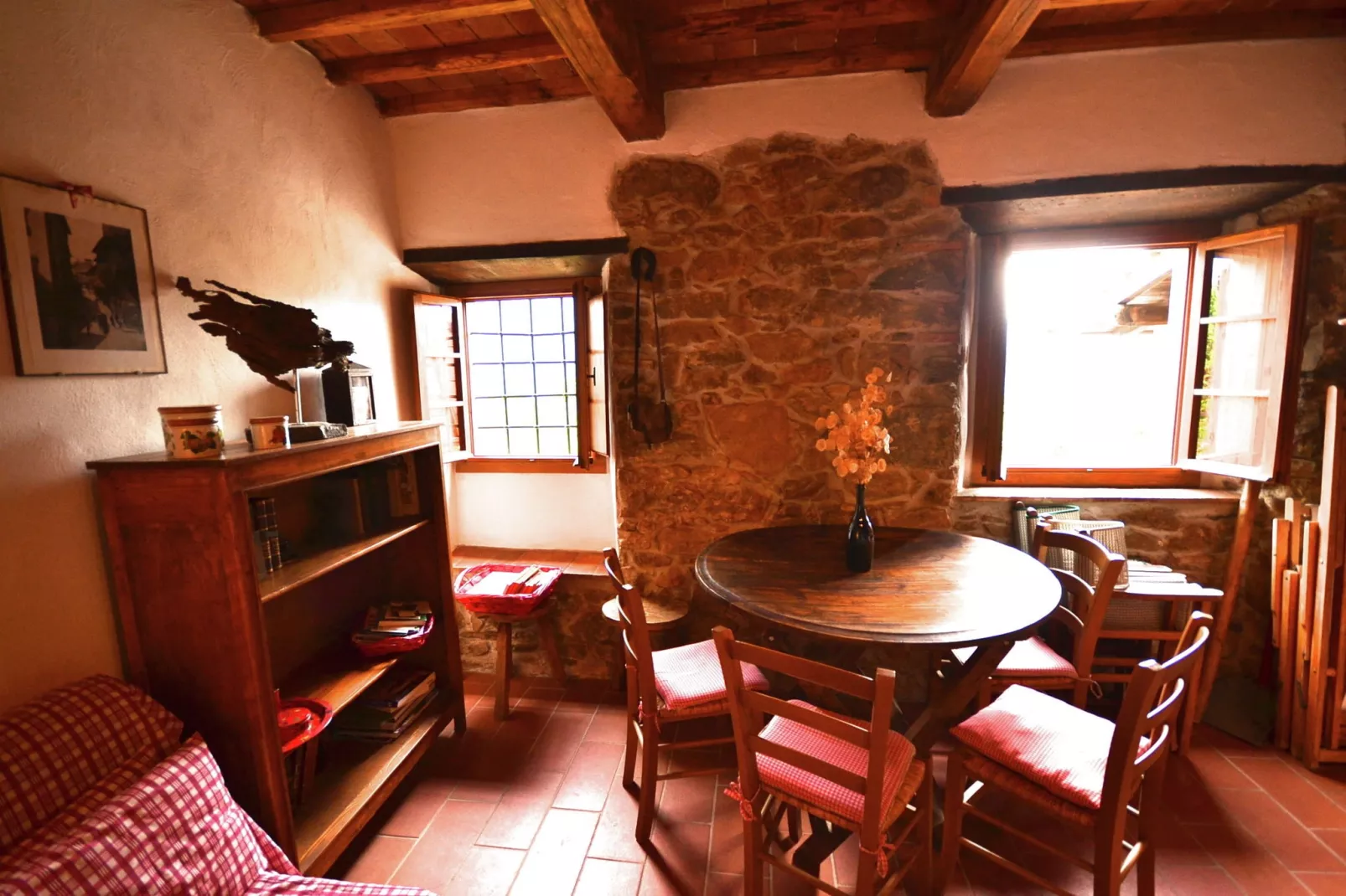 Olivi Rosso-Living room