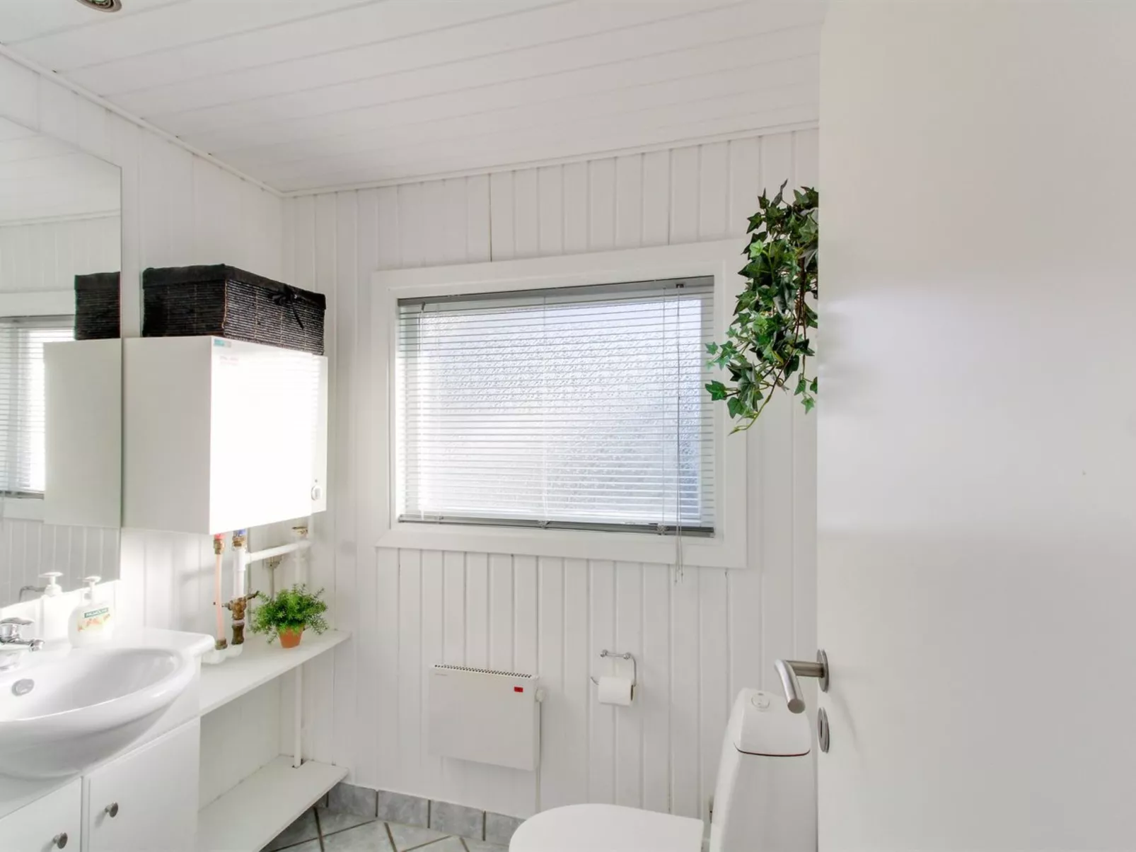 "Elske" - 1.1km from the sea-Inside