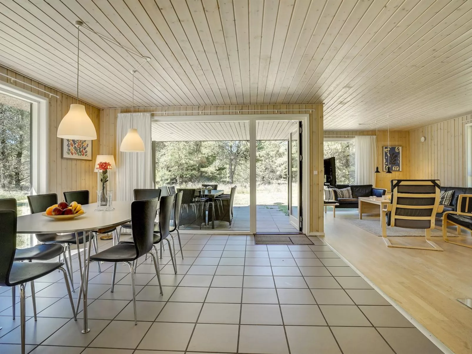"Dix" - 900m from the sea-Inside