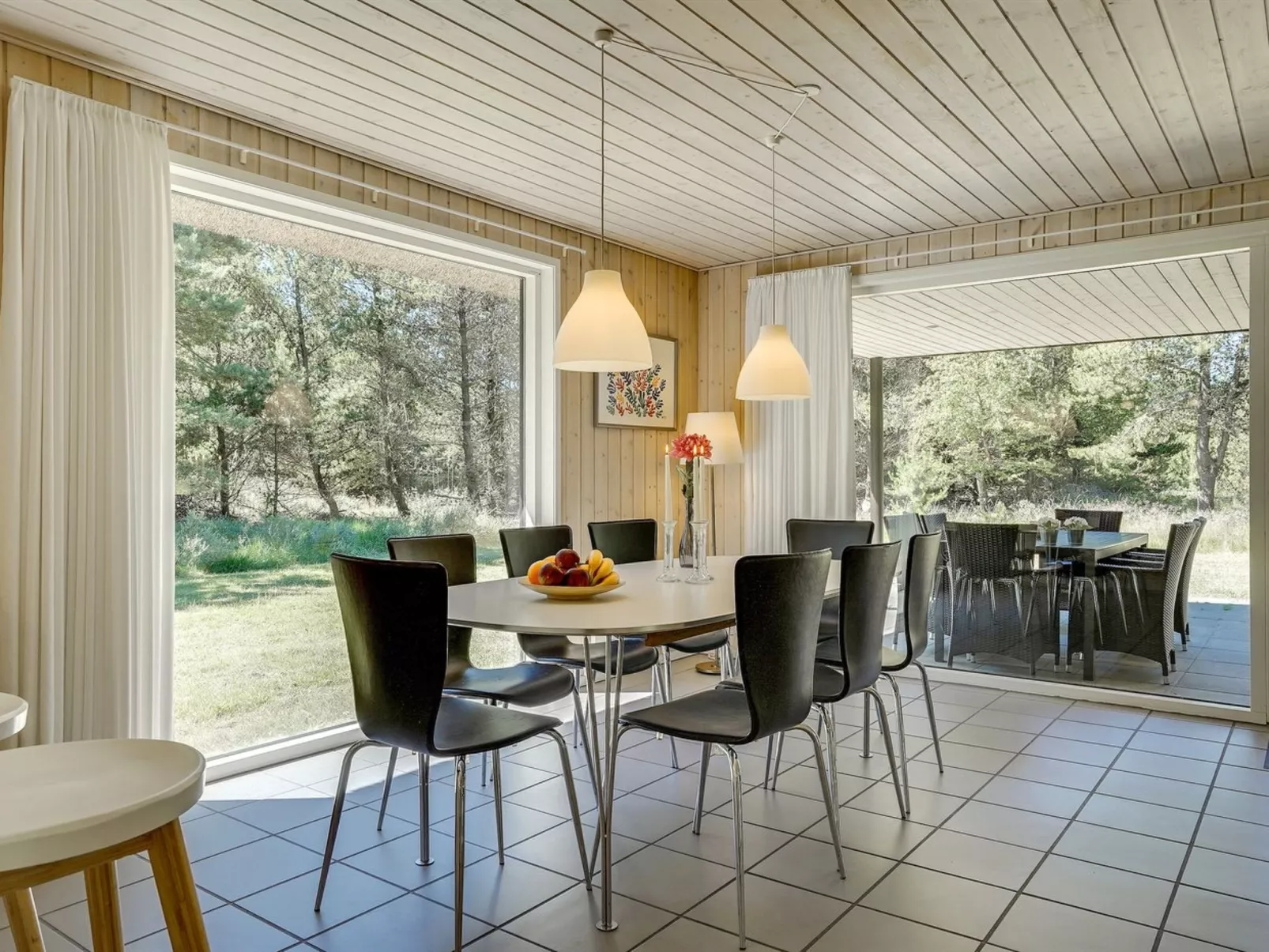 "Dix" - 900m from the sea-Inside