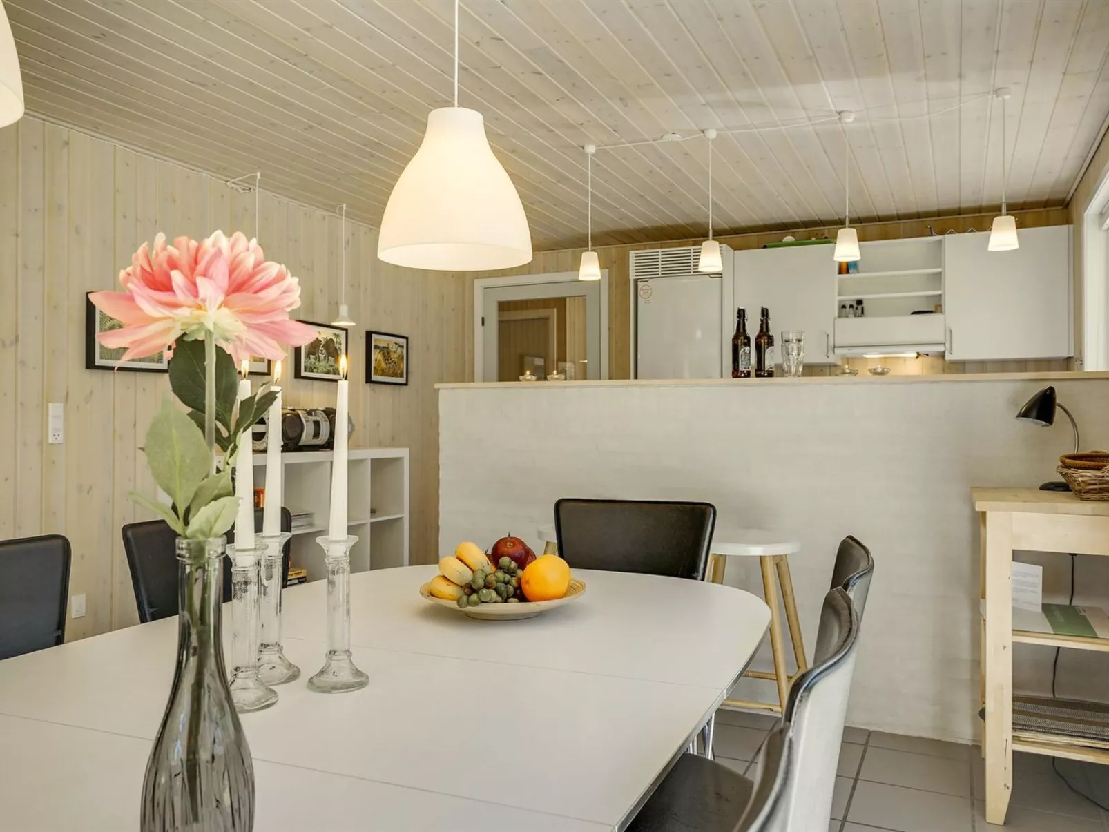 "Dix" - 900m from the sea-Inside