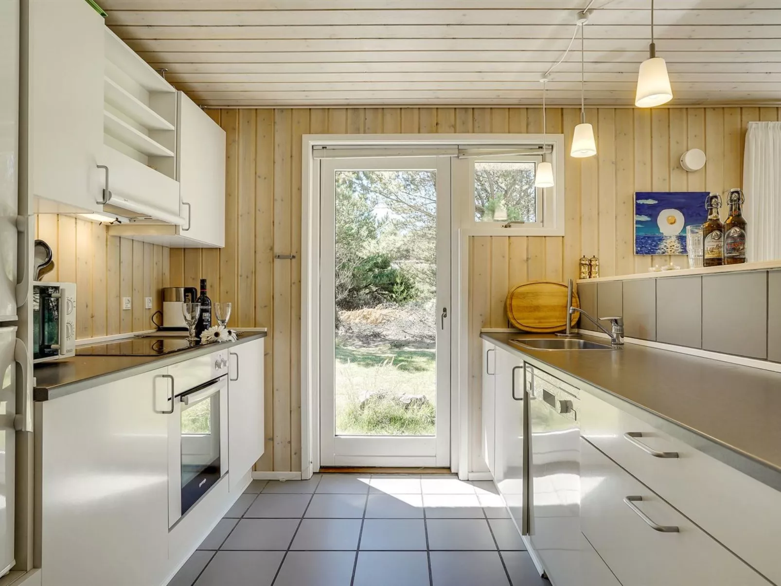 "Dix" - 900m from the sea-Inside