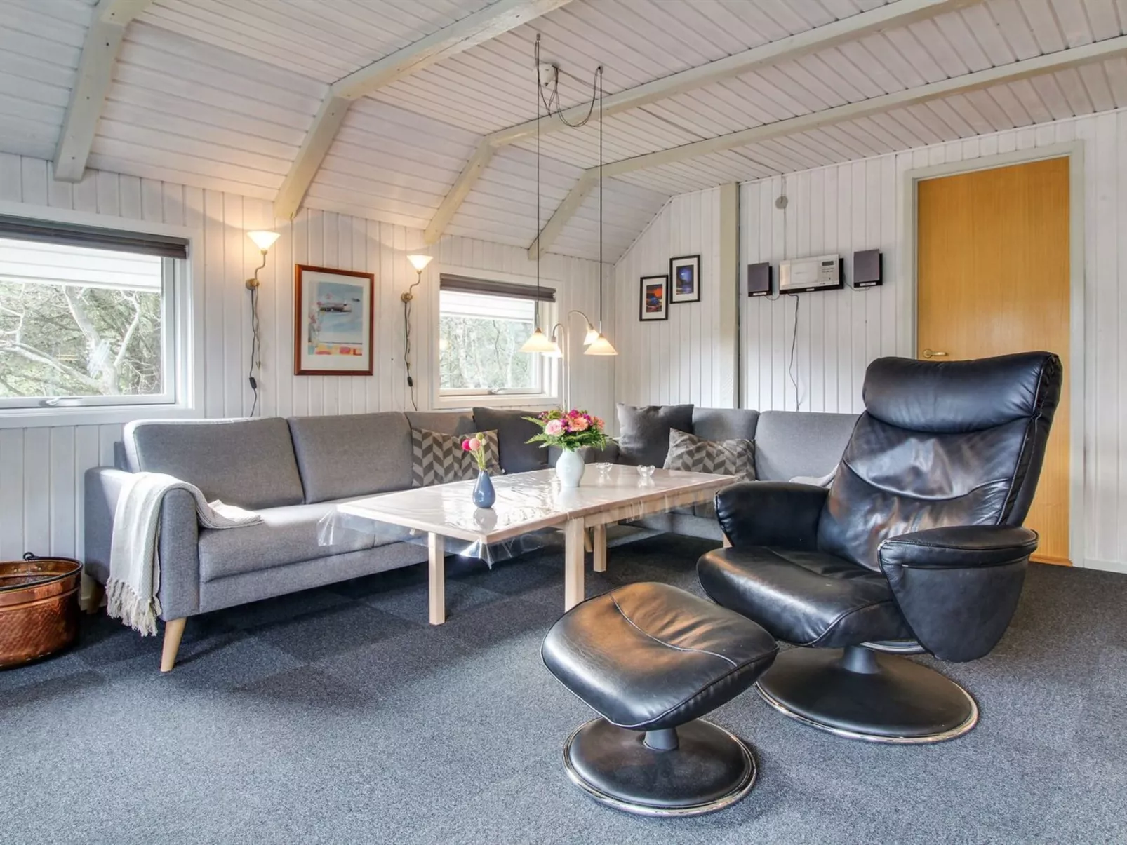 "Emmi" - 2.5km from the sea-Inside