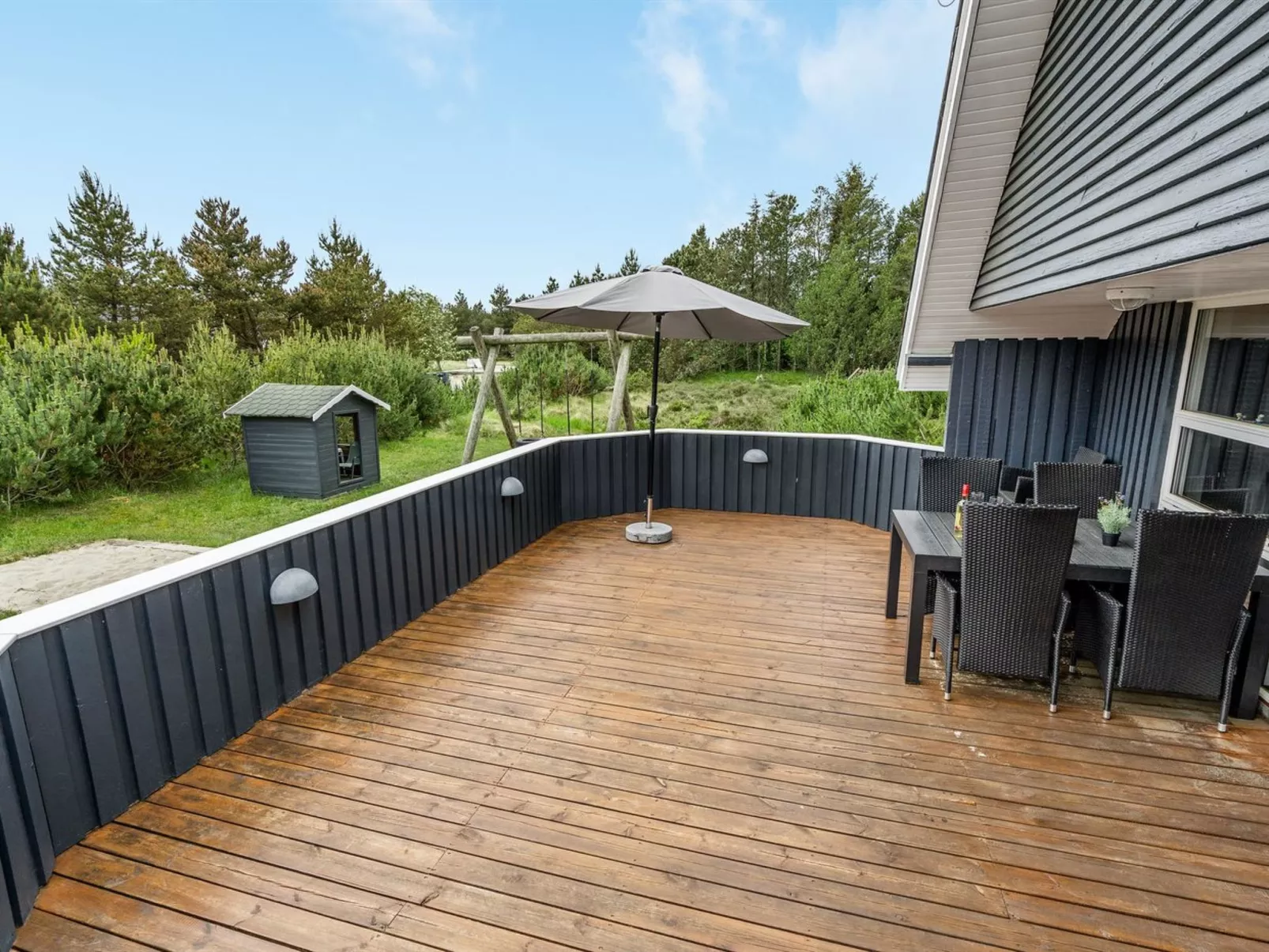 "Emmi" - 2.5km from the sea-Outside