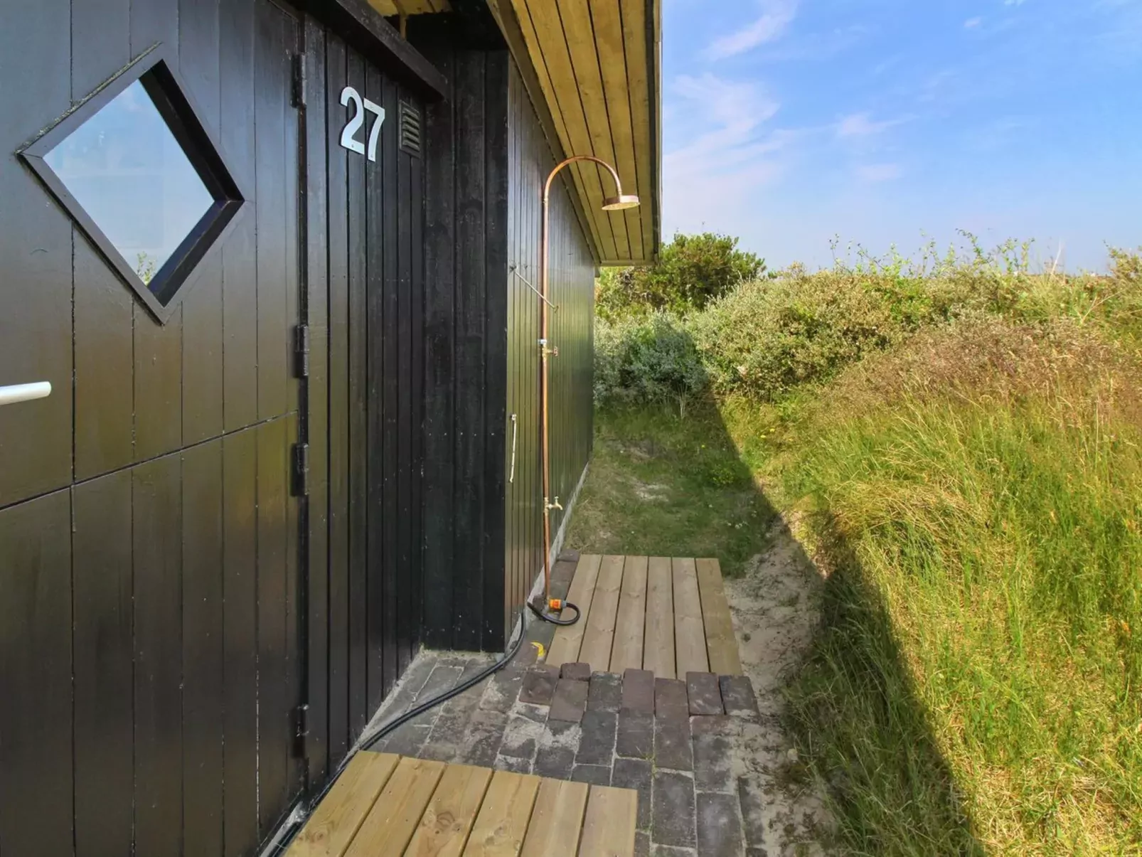 "Scarlett" - 300m from the sea-Outside