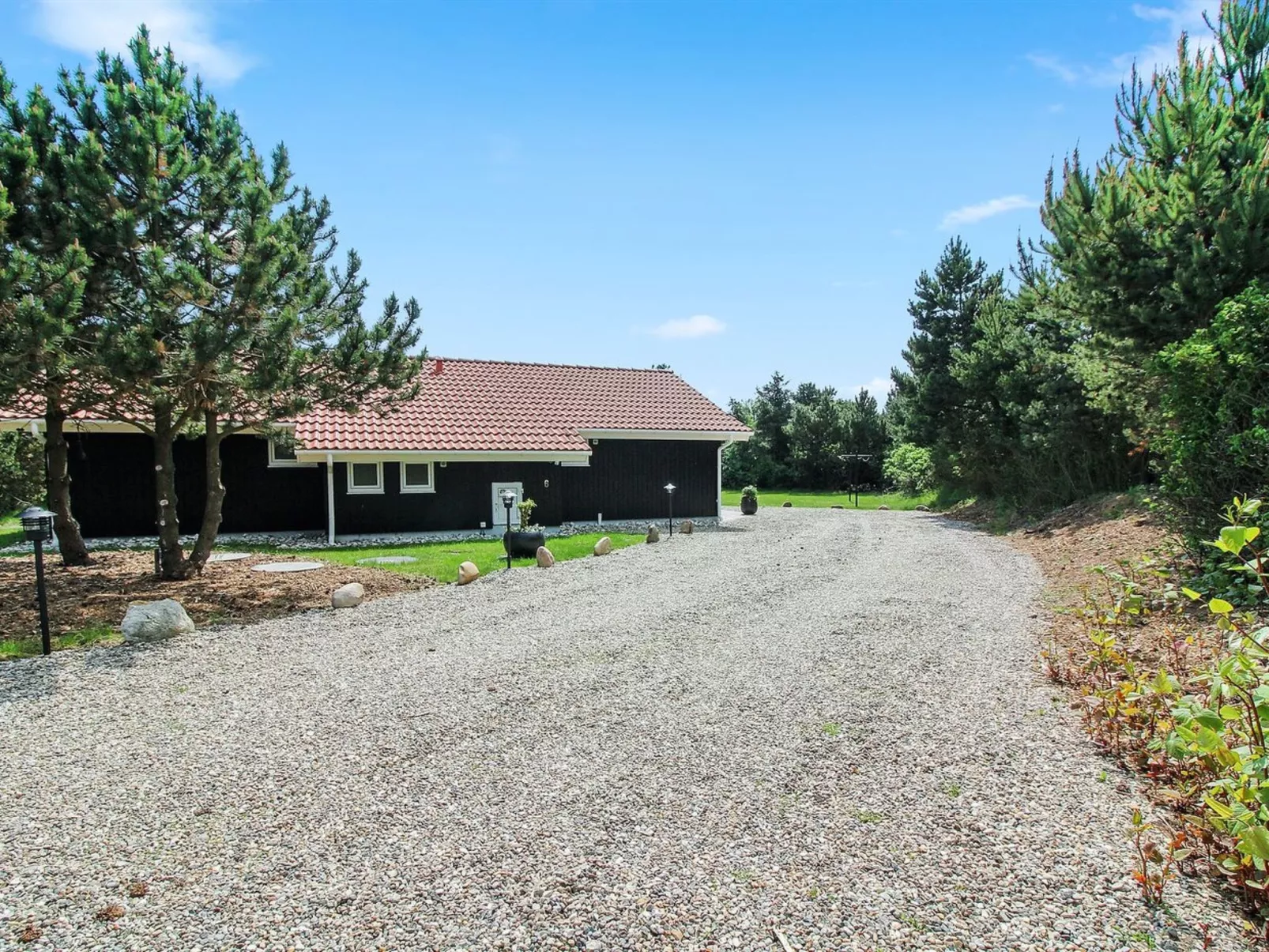 "Stense" - 900m from the sea-Outside
