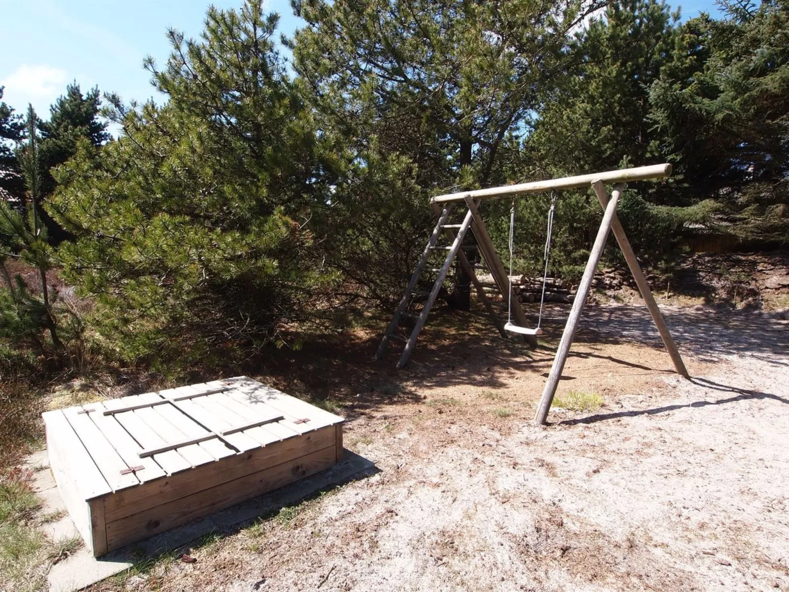 "Mart" - 1.6km from the sea-Outside