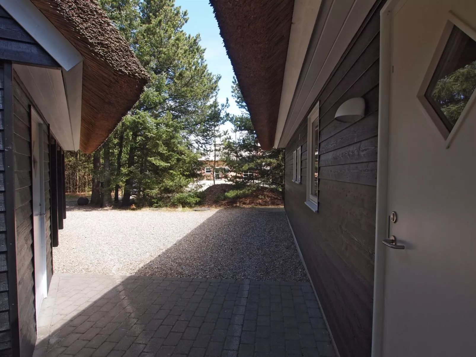 "Mart" - 1.6km from the sea-Outside