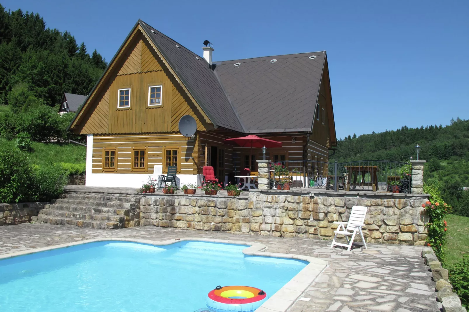 Villa Venova-Außenbereich Sommer