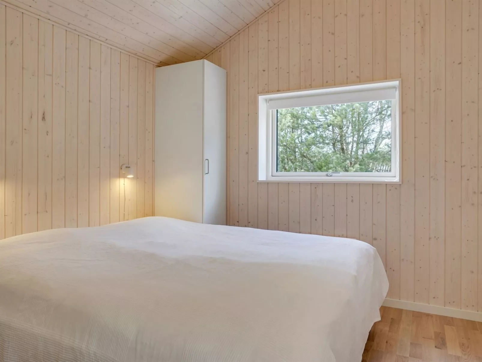 "Dior" - 1.4km from the sea-Inside