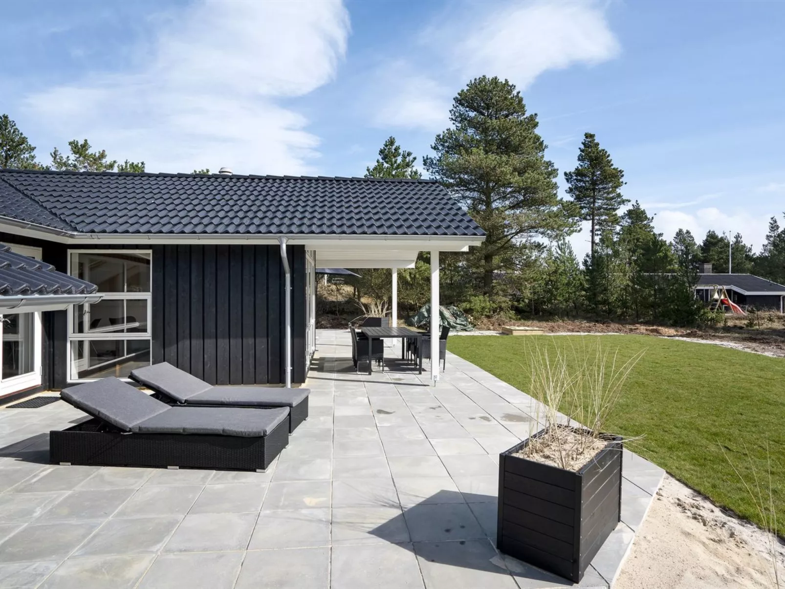"Dior" - 1.4km from the sea-Outside