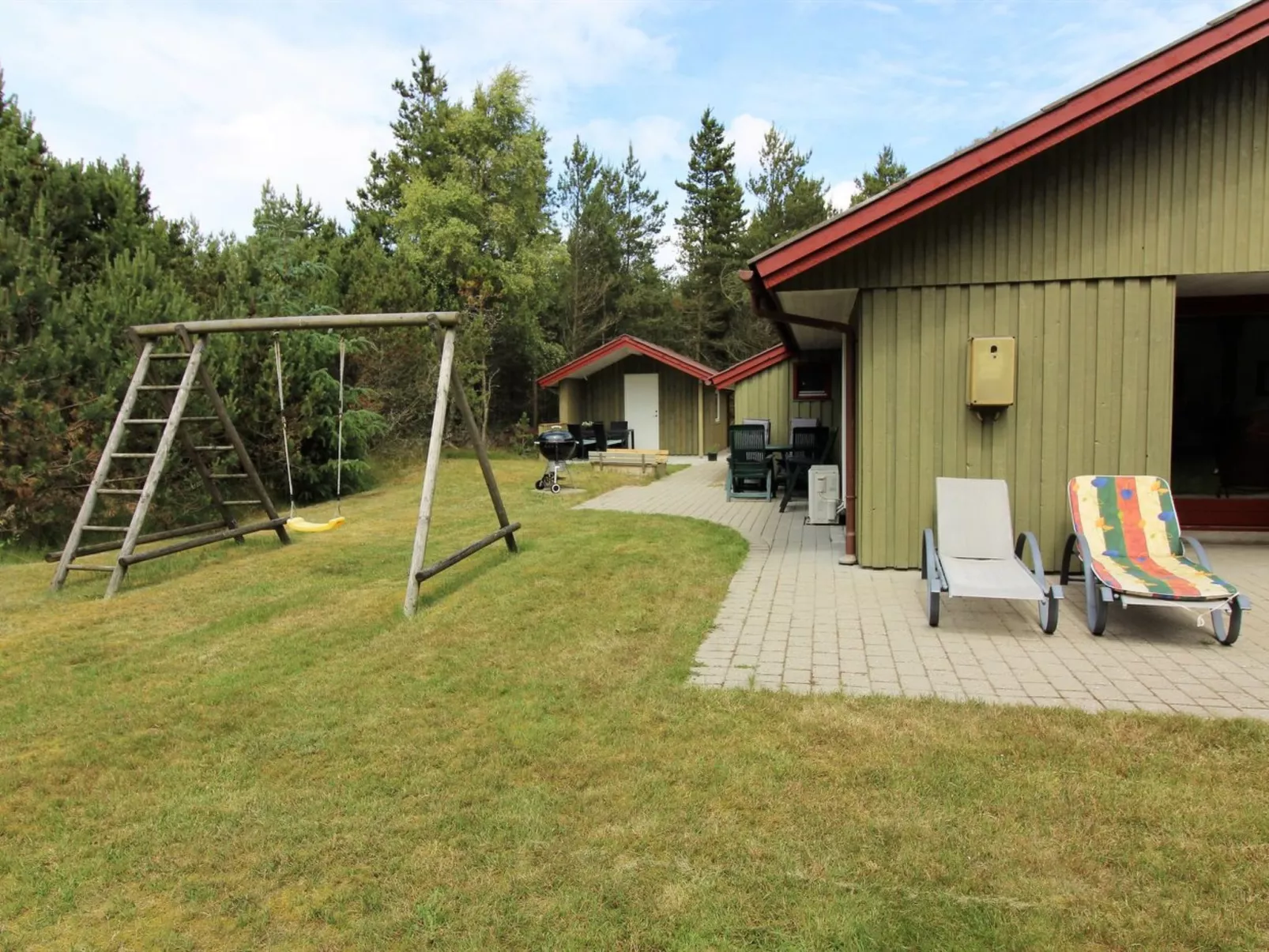 "Yngvy" - 1.3km from the sea-Outside
