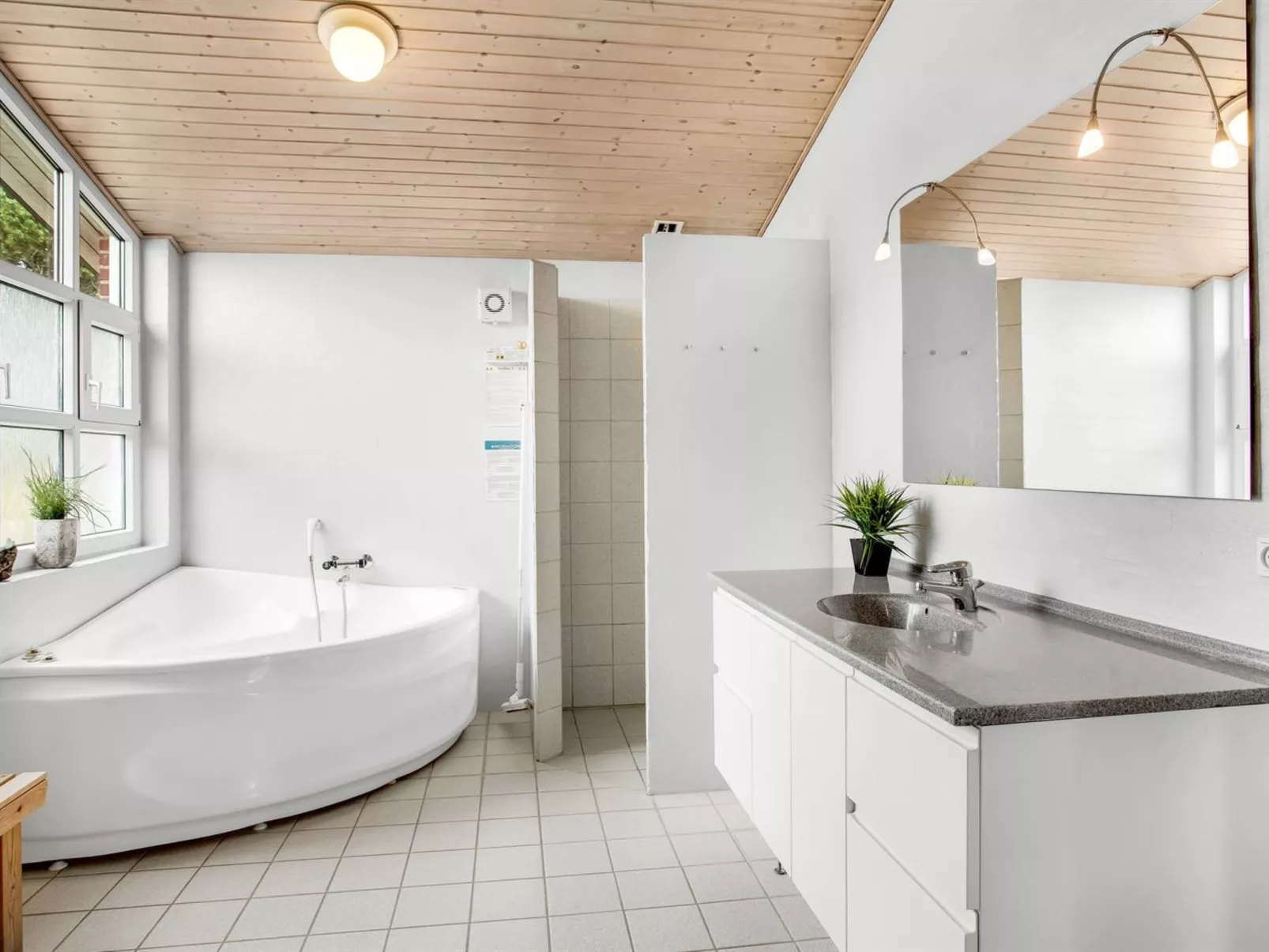 "Dirtje" - 200m from the sea-Inside