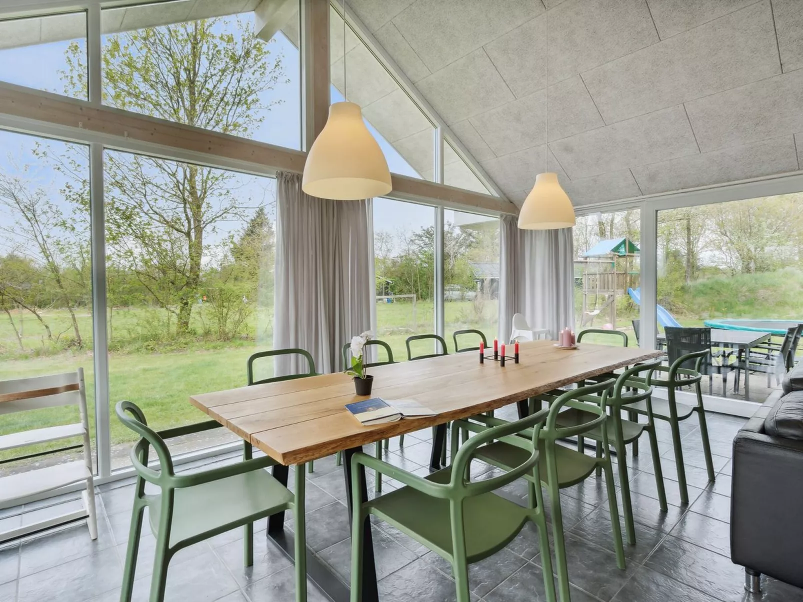 "Sada" - 12km from the sea-Inside