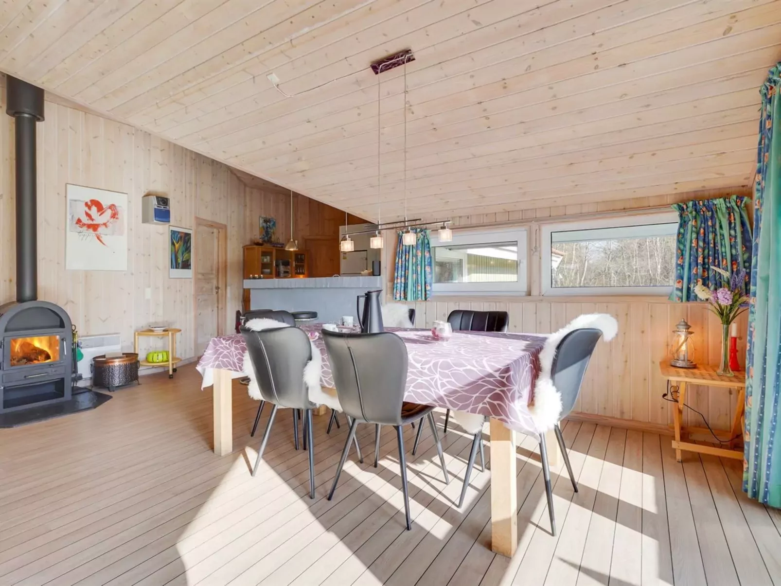 "Allita" - 12km from the sea-Drinnen