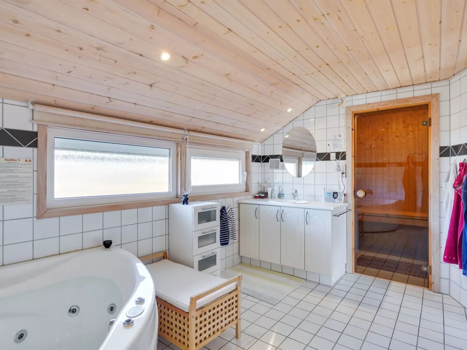 "Allita" - 12km from the sea-Drinnen