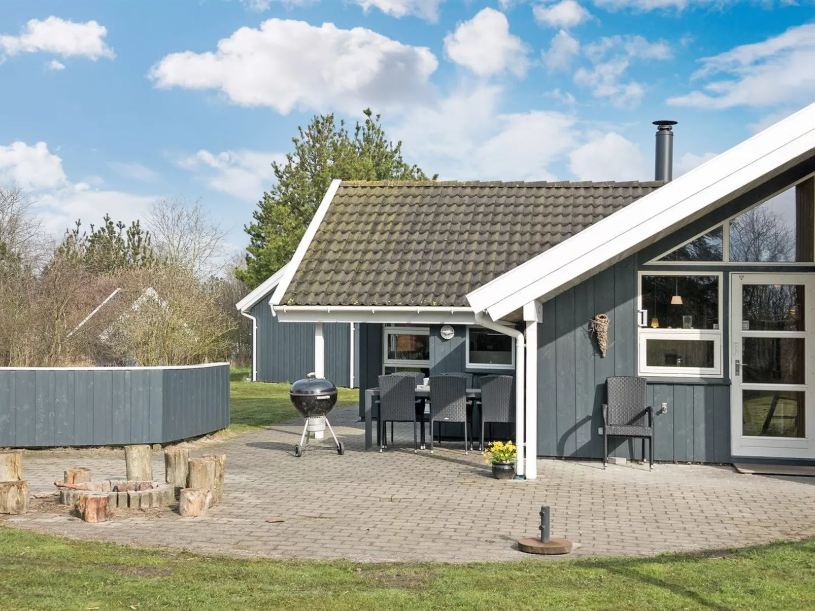"Aisa" - 10.5km from the sea-Draußen