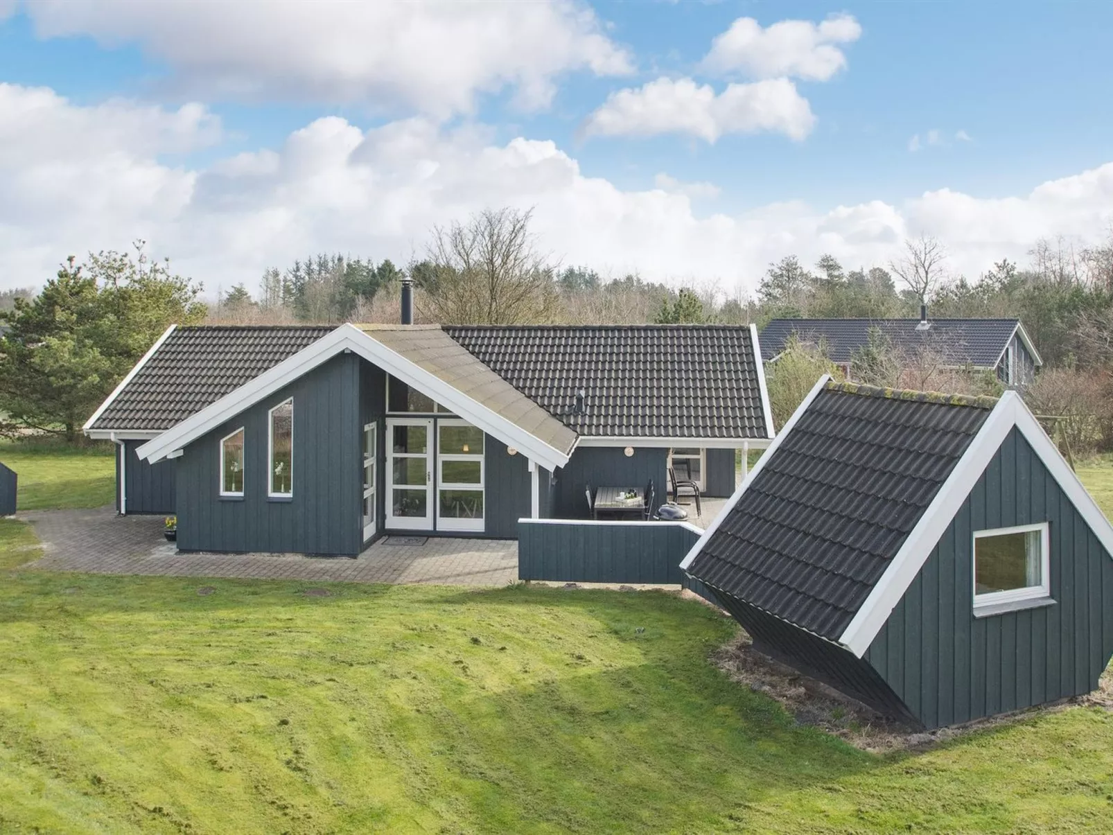 "Aisa" - 10.5km from the sea-Draußen