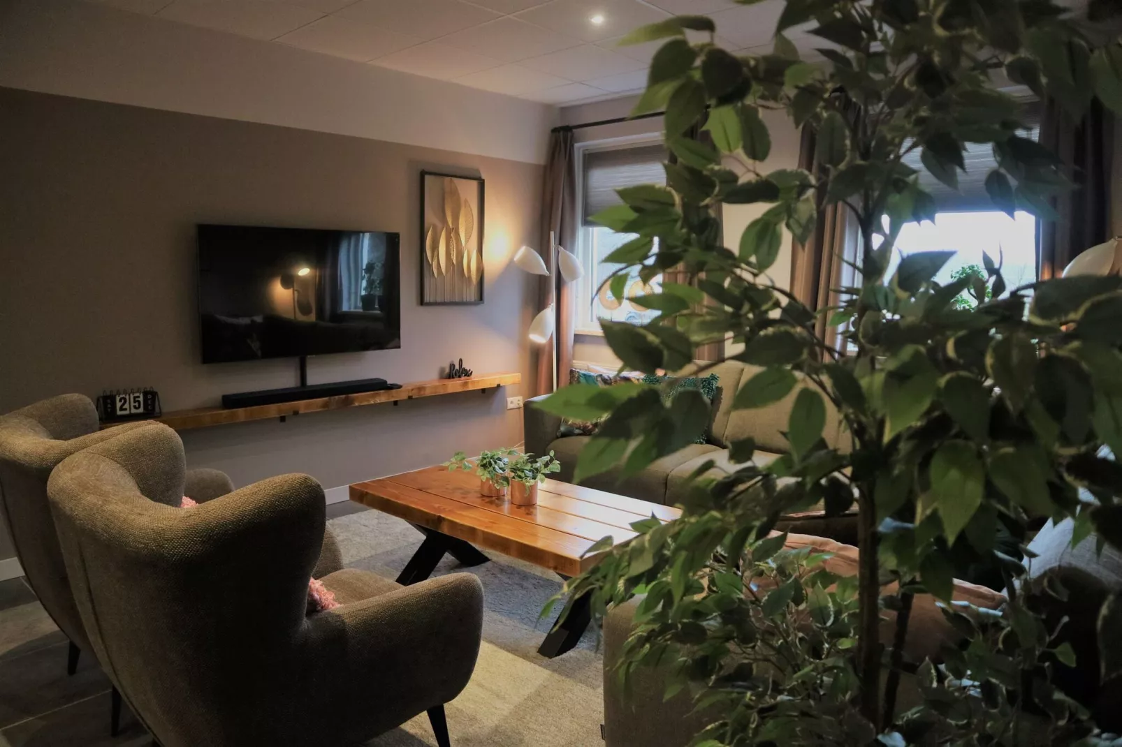 Erve Nijhuis-Living room
