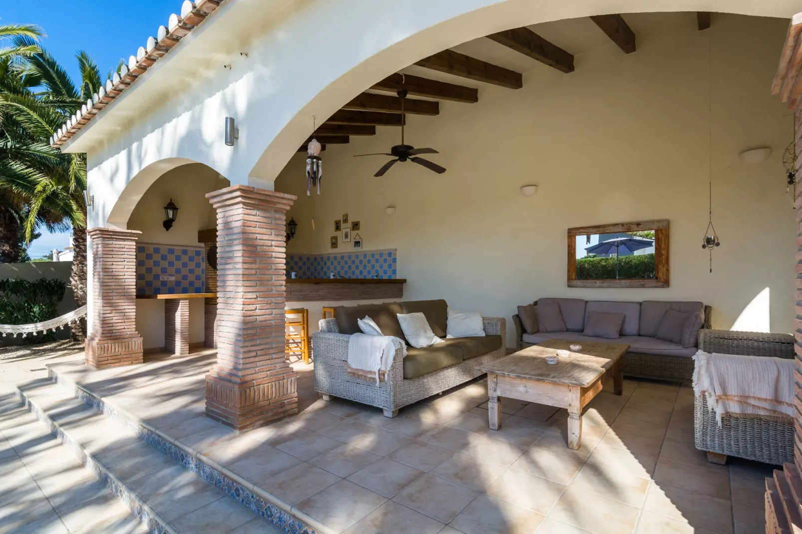 El Paraíso-Terrace balcony