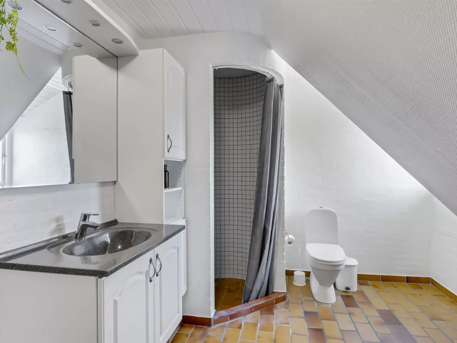 "Stillan" - 150m from the sea-Drinnen