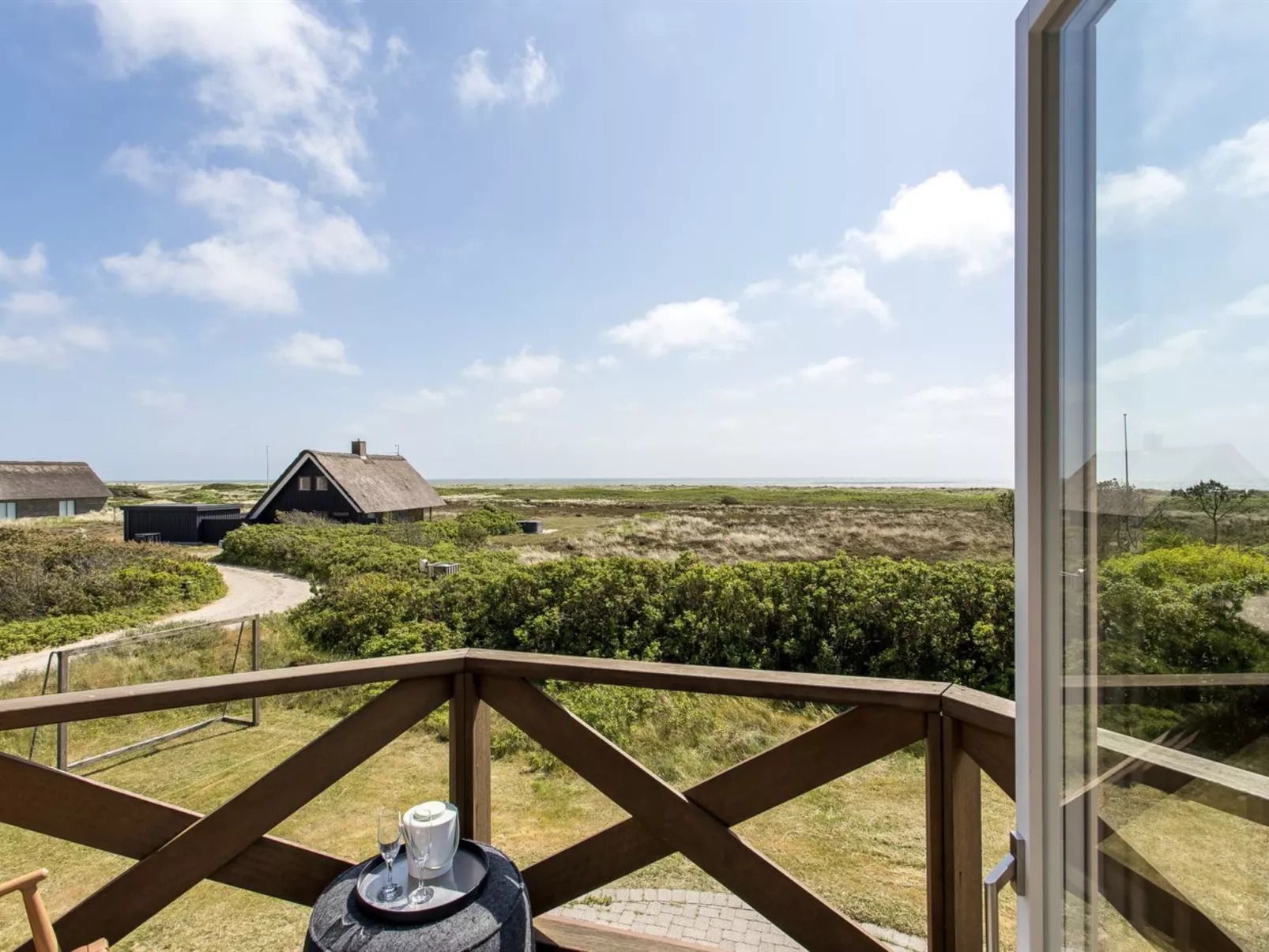 "Stillan" - 150m from the sea-Draußen