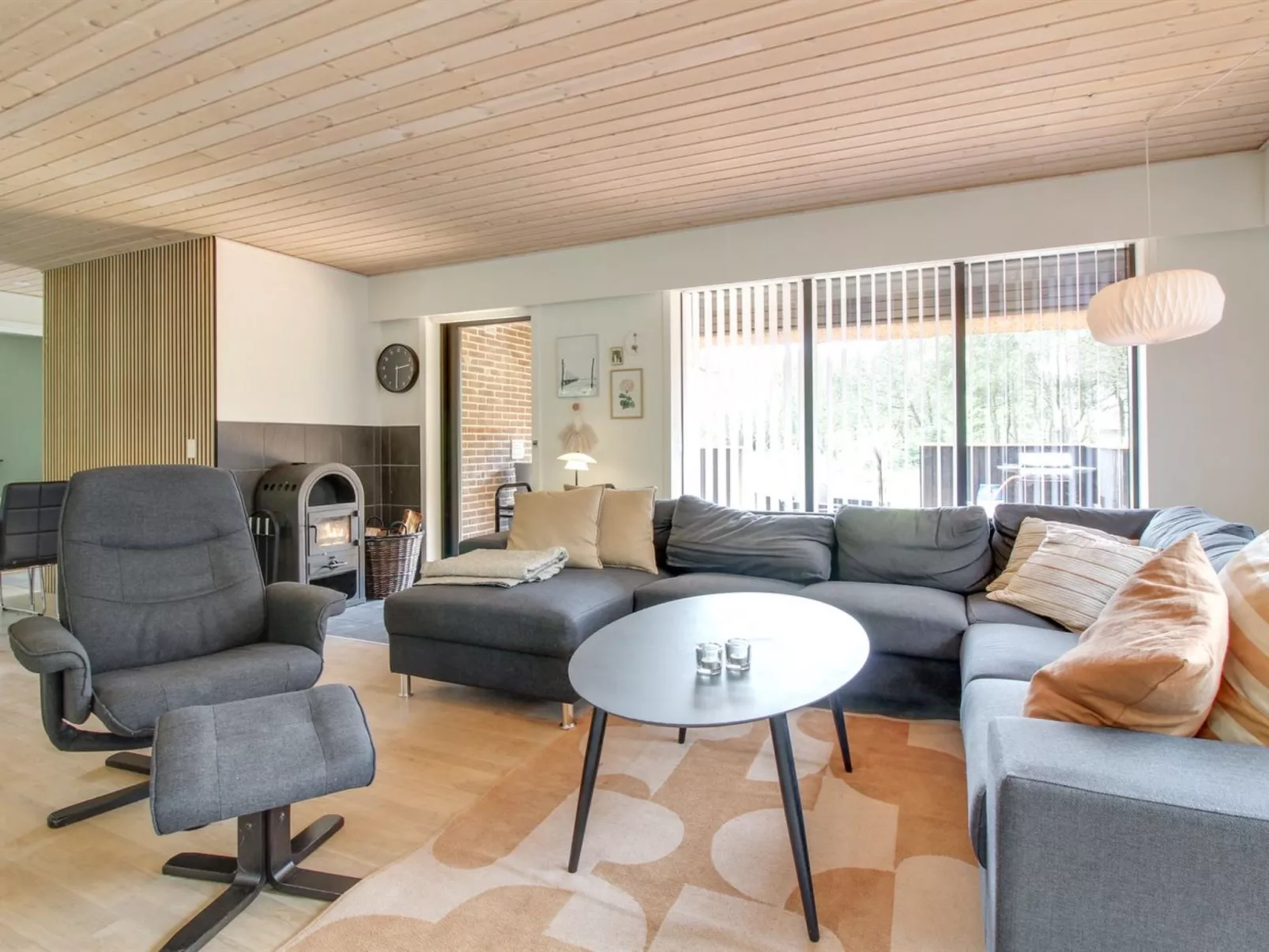 "Gunkil" - 800m from the sea-Inside