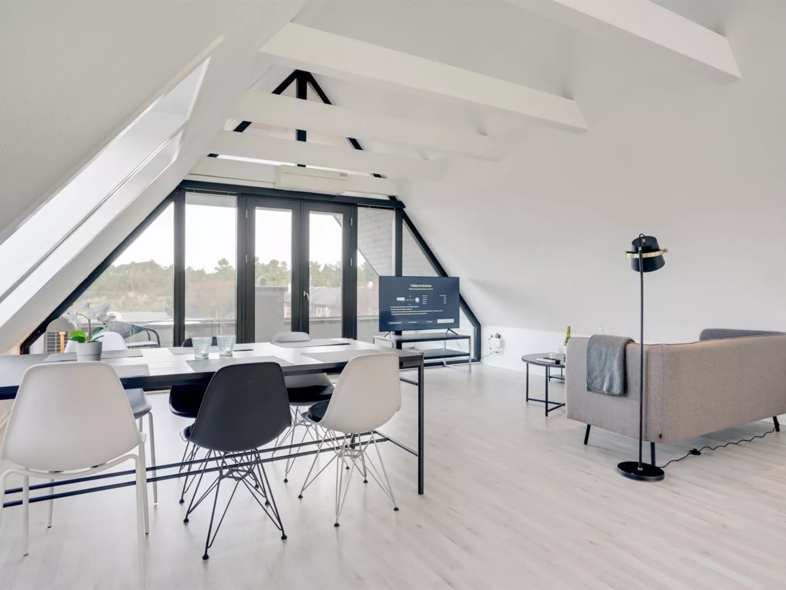 "Kerttu" - 900m from the sea-Inside
