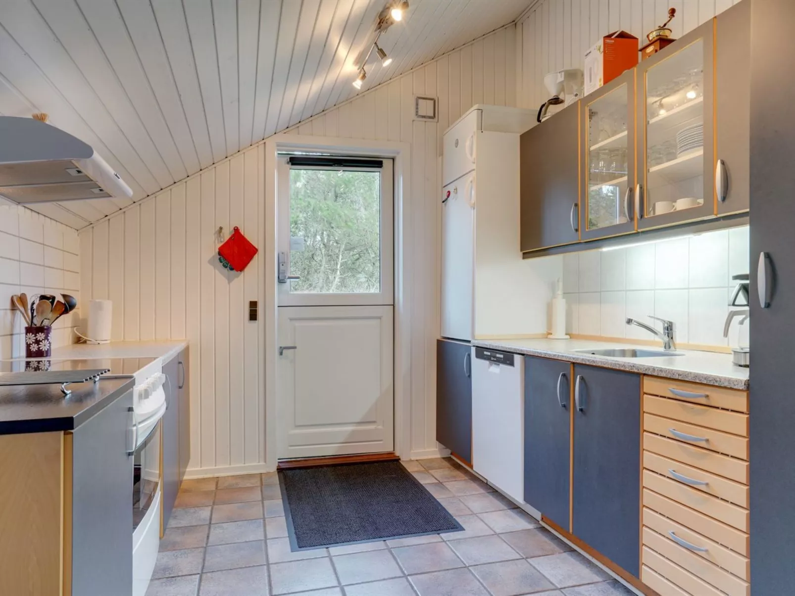 "Adde" - 1km from the sea-Inside