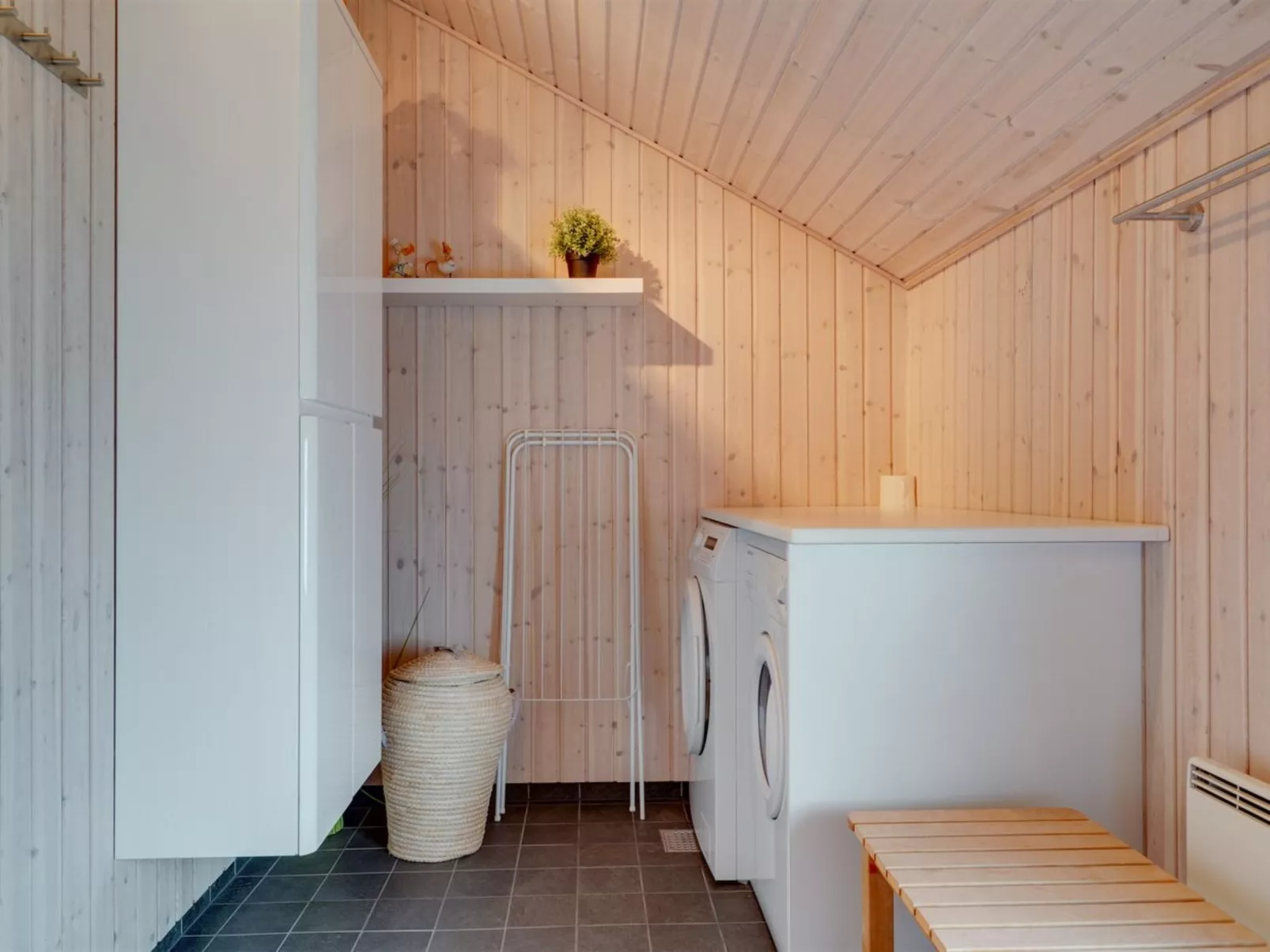 "Adde" - 1km from the sea-Inside
