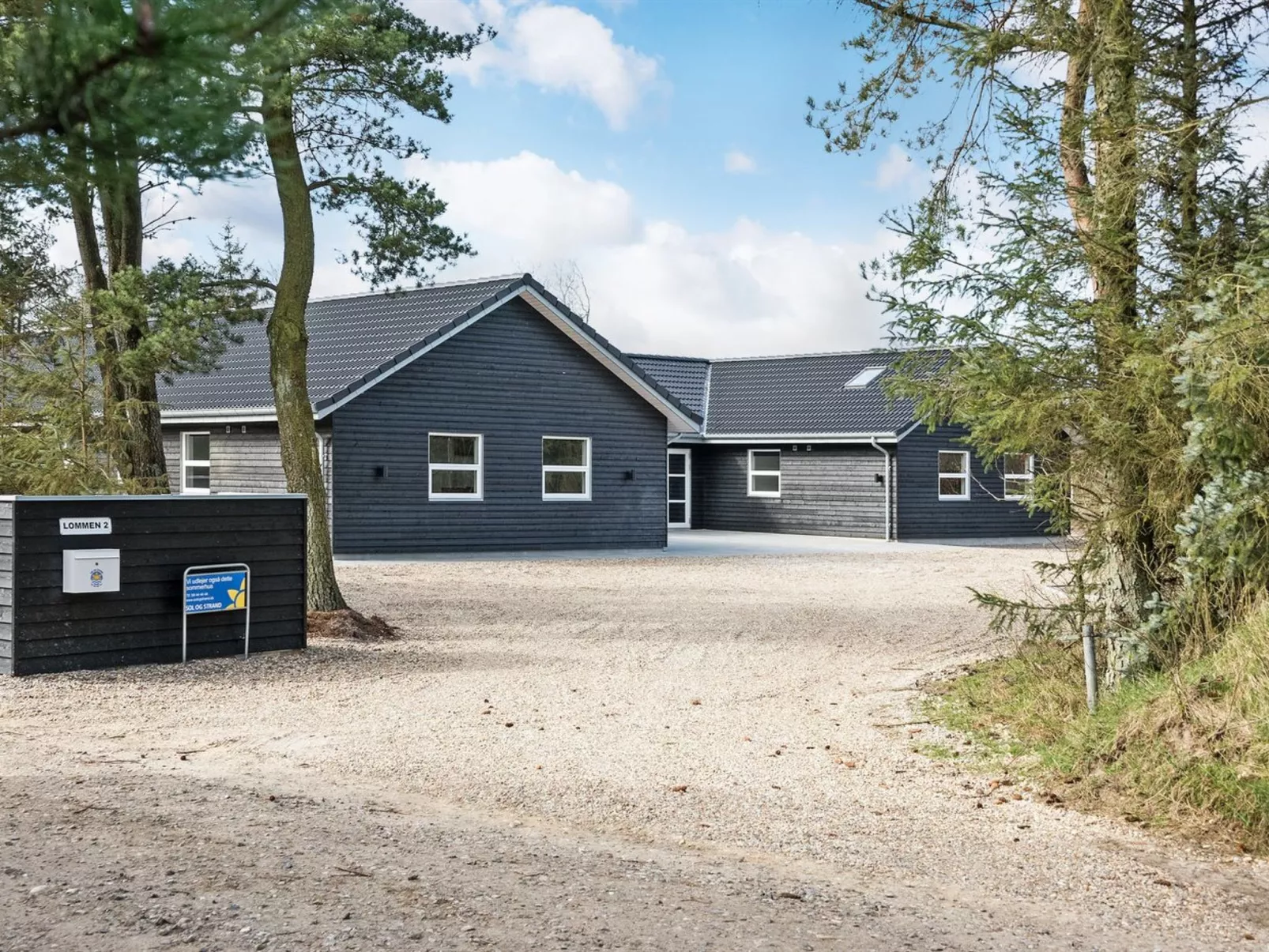 "Jeneke" - 1.6km from the sea-Outside