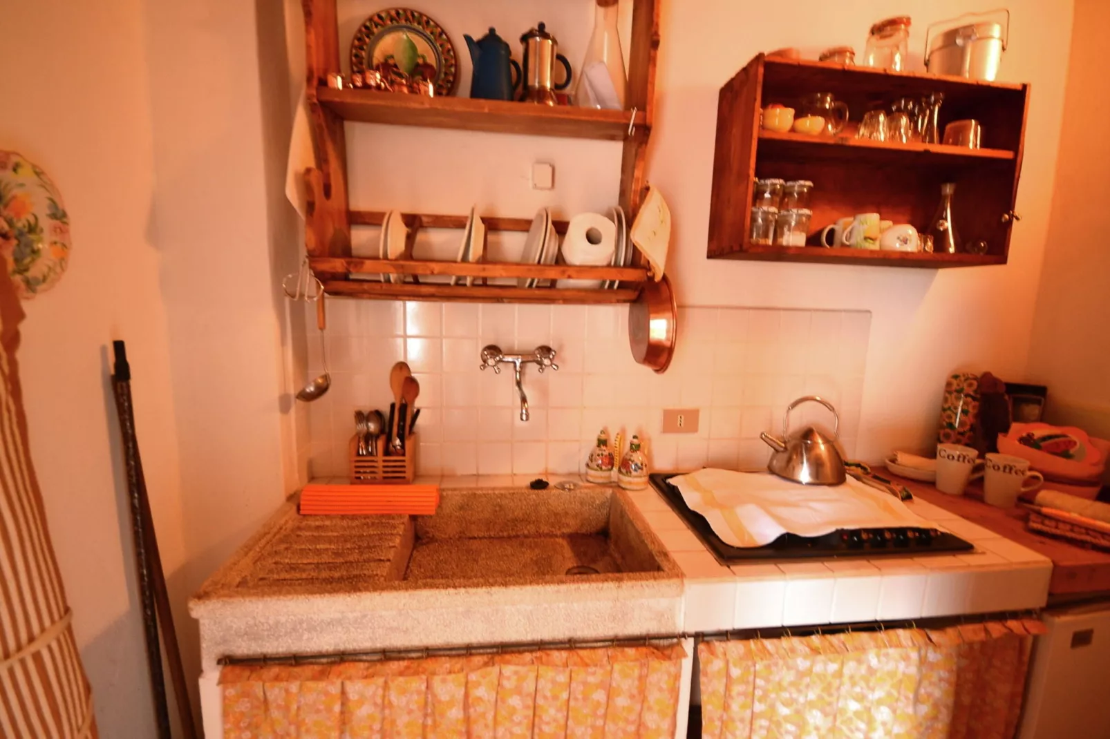Olivi Giallo-Kitchen
