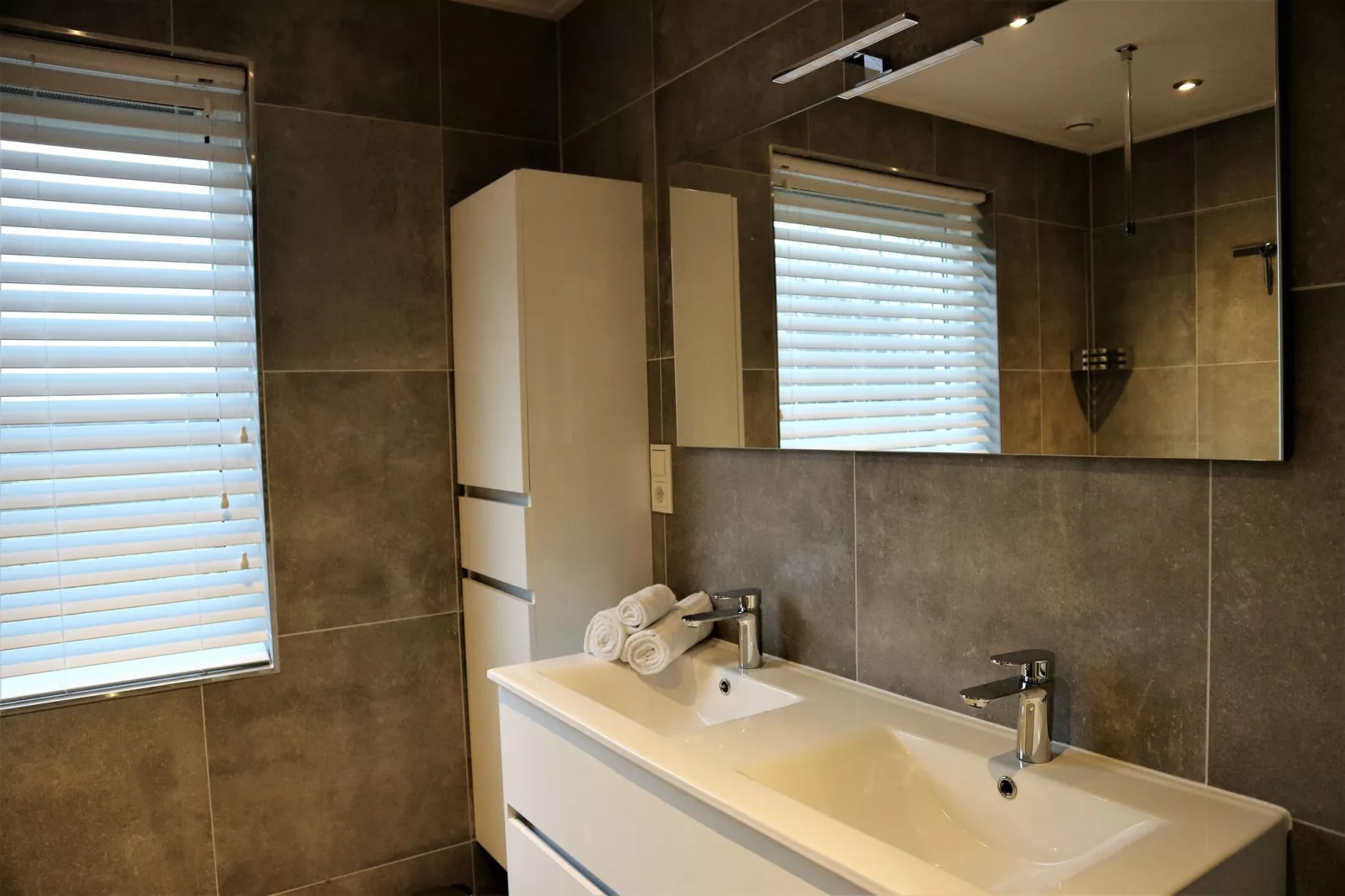 Erve Nijhuis-Bathroom