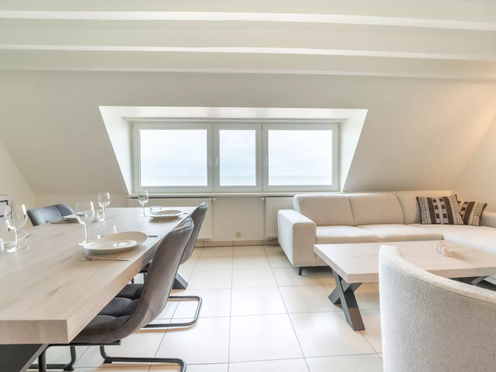 Koekoeksnest Penthouse at the beach-Inside